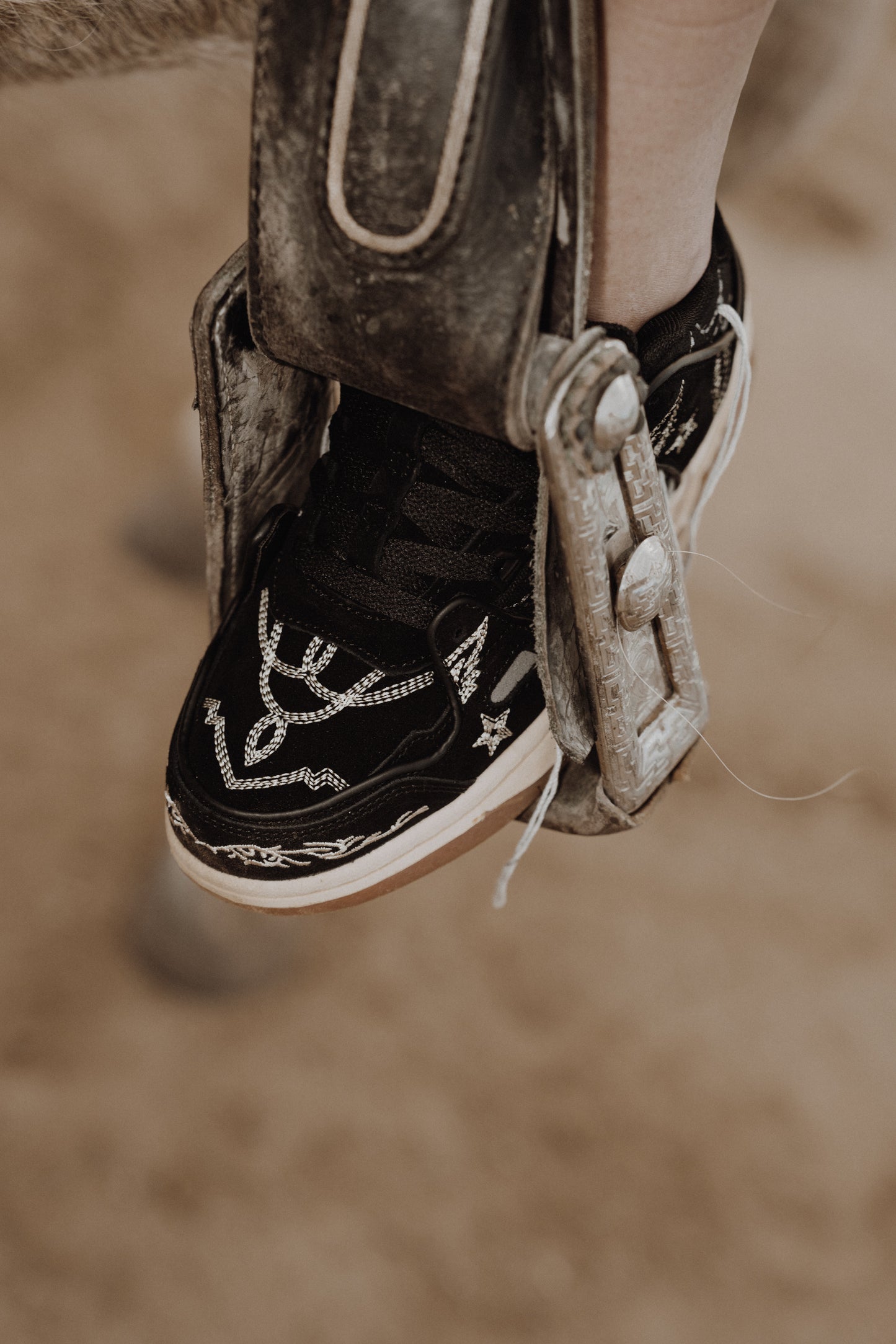 Western Arana Trainer